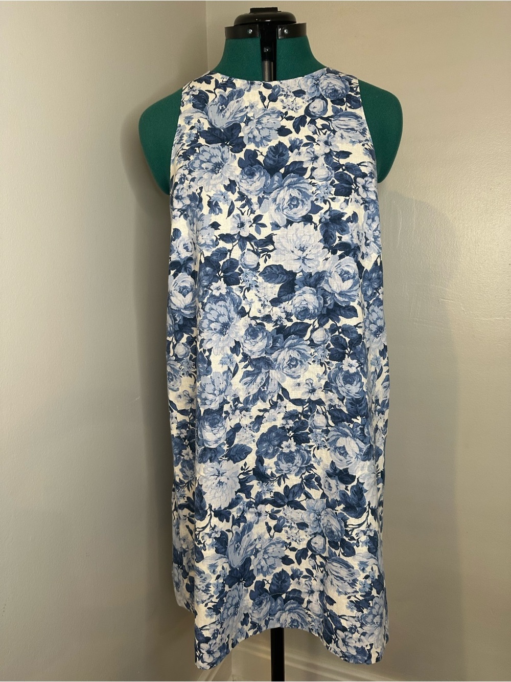 Abercrombie & Fitch Blue and White Floral Halter Midi Dress